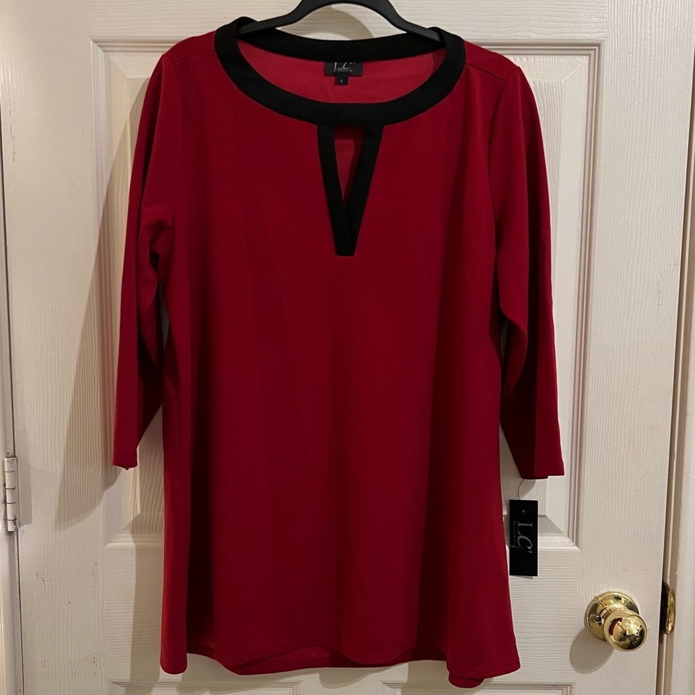 Laura Cruz V Neck Top